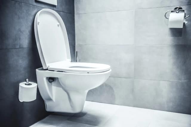 Comment installer un WC suspendu : Guide étape par étape