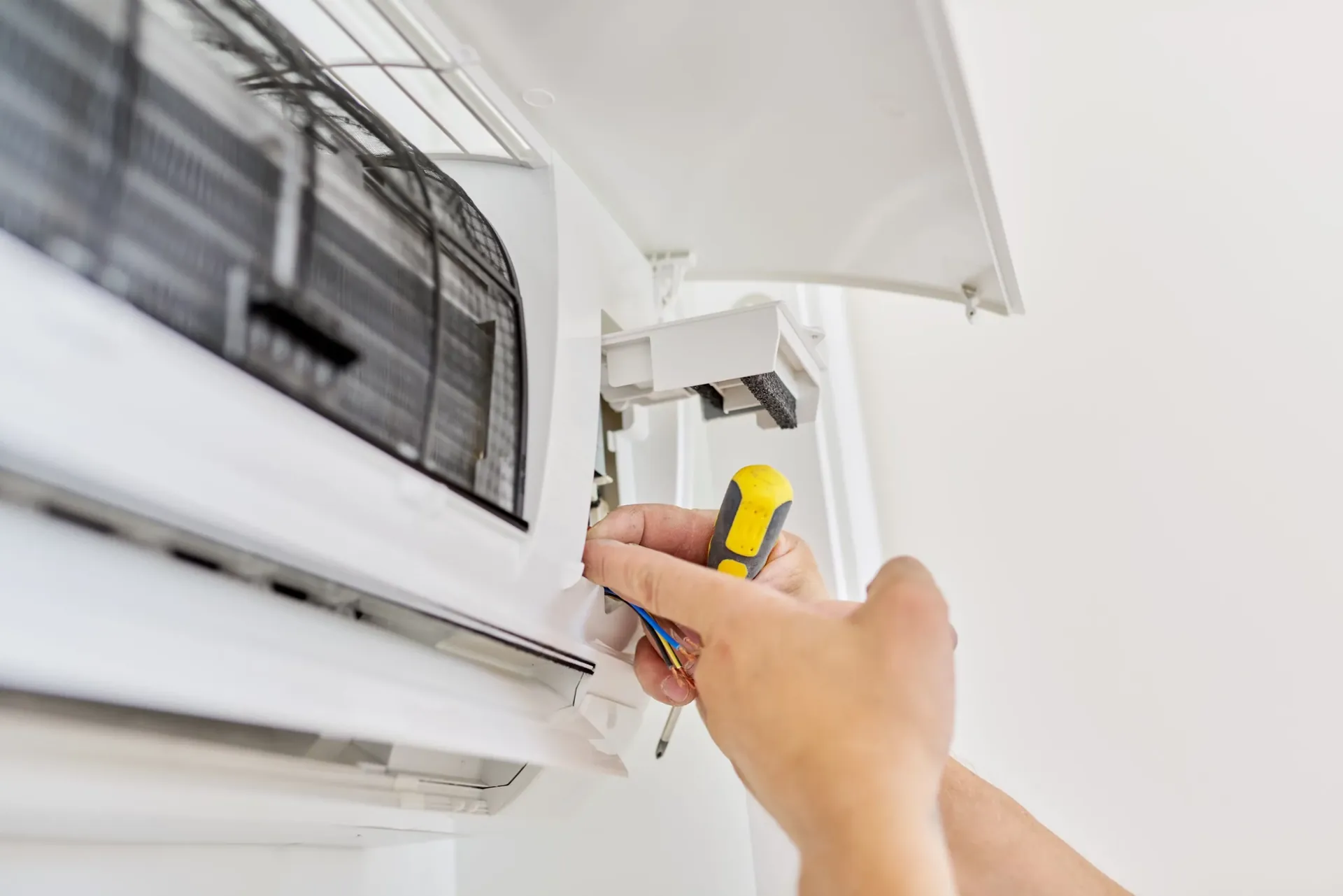 Pose de clim réversible à Waziers : de quoi dépend le prix ?